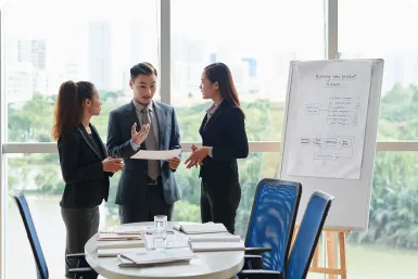 Tình huống mô phỏng thực tế nhập vai trong các kịch bản kinh doanh cụ thể